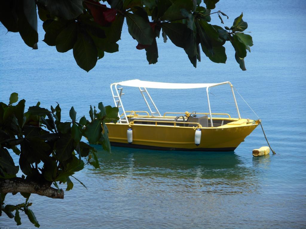 Sunset Bay Club & Seaside Dive Resort Salisbury Esterno foto