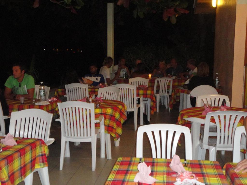 Sunset Bay Club & Seaside Dive Resort Salisbury Esterno foto